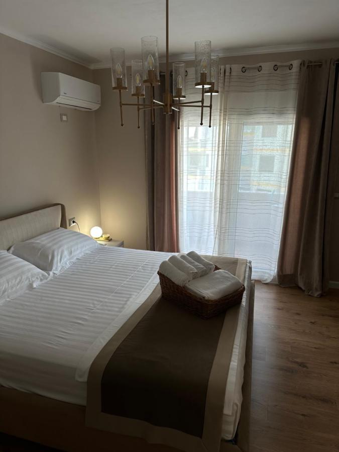 Eja Apartment 3 ติรานา ภายนอก รูปภาพ